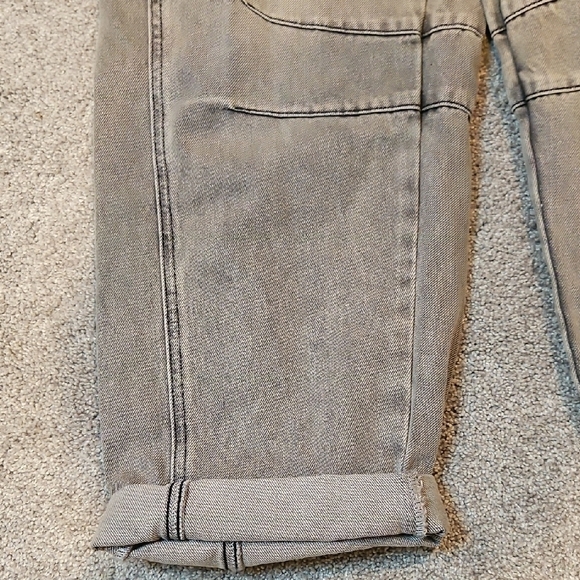 Classic Gray Cuffed Barrel Jeans - Picture 3 of 10